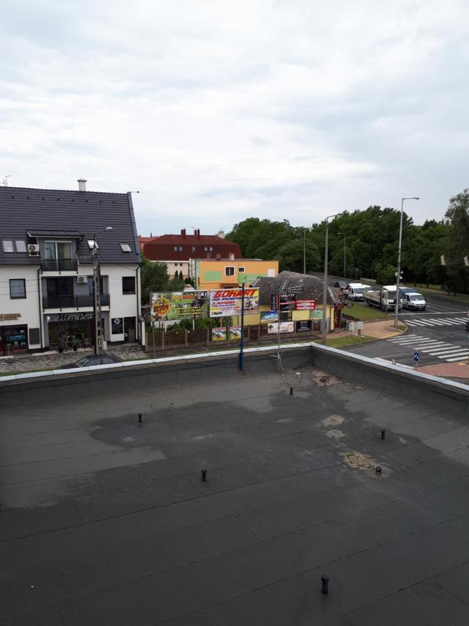 Zoeld Beka Hoforras Apartman Hajdúszoboszló Exteriör bild